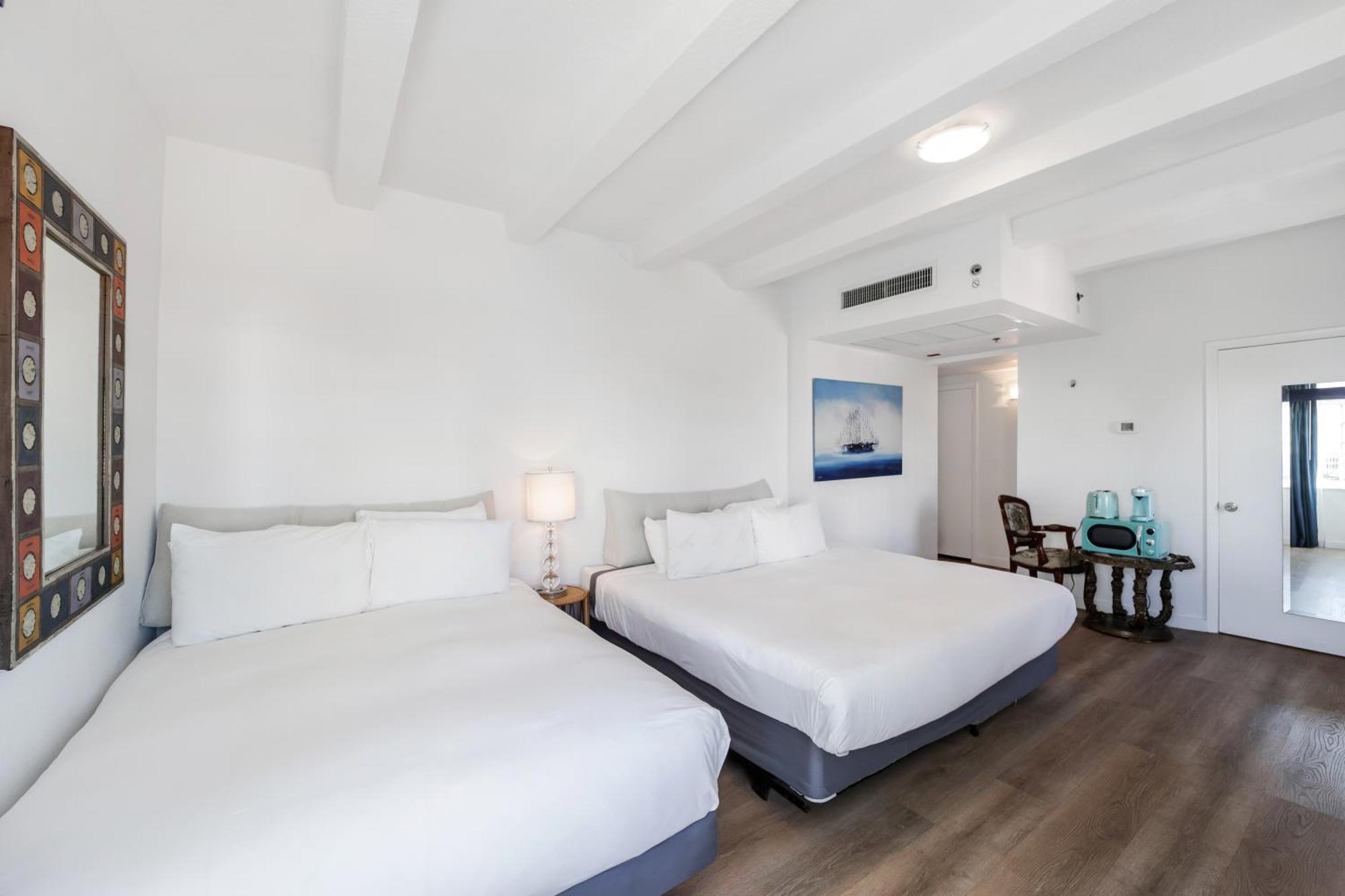 Ocean Spray Hotel ไมอามีบีช ภายนอก รูปภาพ